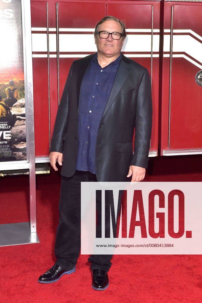 Lorenzo Tue Bonaventura at the Premiere the Cinema Only The brave in Regency Village Theatre Los Angeles 08 10 2017 Foto:xD.xStarbuckx xFuturexImage