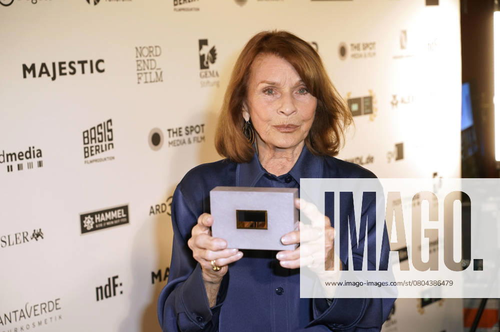 Senta Berger at the 12th DAfFNE Award 2025 ceremony at Babylon Berlin, 21 02 2025 Foto:xT.xBartillax xFuturexImagex daffne_5294