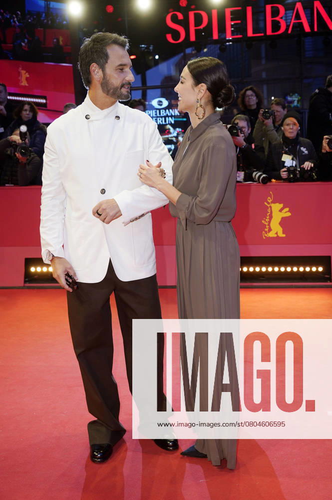 Rodrigo Santoro and Melanie Fronckowiak at the Closing Ceremony with Award Ceremony at the Berlinale 2025 75 Berlin International Film Festival at the Berlinale Palast Berlin, 22 02 2025 Foto:xT.xBartillax xFuturexImagex closing_berlinale_5226