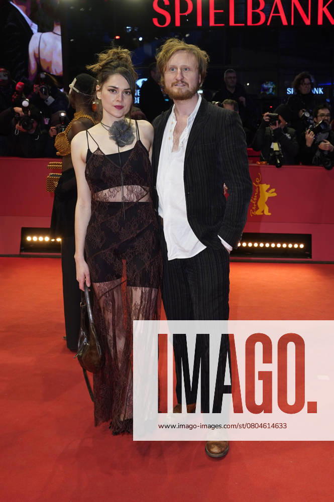 Michael Kranz with companion at the Closing Ceremony with Award Ceremony at the Berlinale 2025 75 Berlin International Film Festival in the Berlinale Palast Berlin, 22 02 2025 Foto:xT.xBartillax xFuturexImagex closing_berlinale_5237