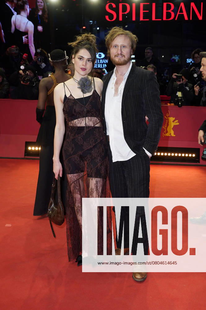 Michael Kranz with companion at the Closing Ceremony with Award Ceremony at the Berlinale 2025 75 Berlin International Film Festival in the Berlinale Palast Berlin, 22 02 2025 Foto:xT.xBartillax xFuturexImagex closing_berlinale_5240