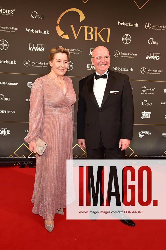 73.VBKI Ball Berlin Franziska Giffey, SPD, Markus Voigt, Präsident des Vereins Berliner Kaufleute und Industrieller (VBKI) beim 73. VBKI Ball im Hotel Intercontinental zur 75.ten Berlinale in Berlin, am 17.02.2025 Photopress Mueller