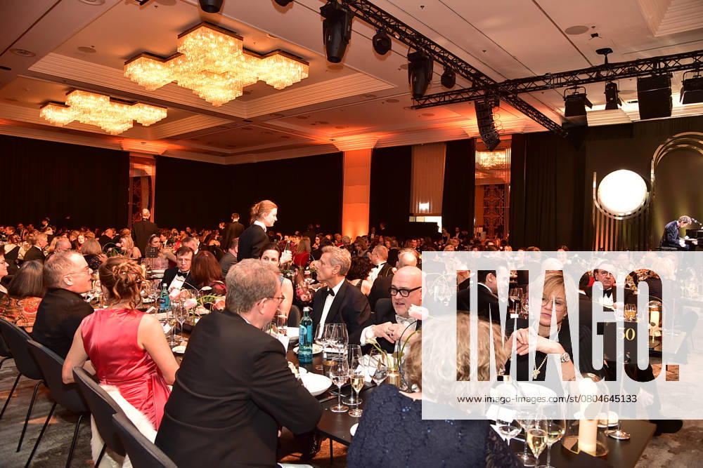 73.VBKI Ball Berlin Voller Saal mit Gaesten beim 73. VBKI Ball im Hotel Intercontinental zur 75.ten Berlinale in Berlin, am 17.02.2025 Photopress Mueller