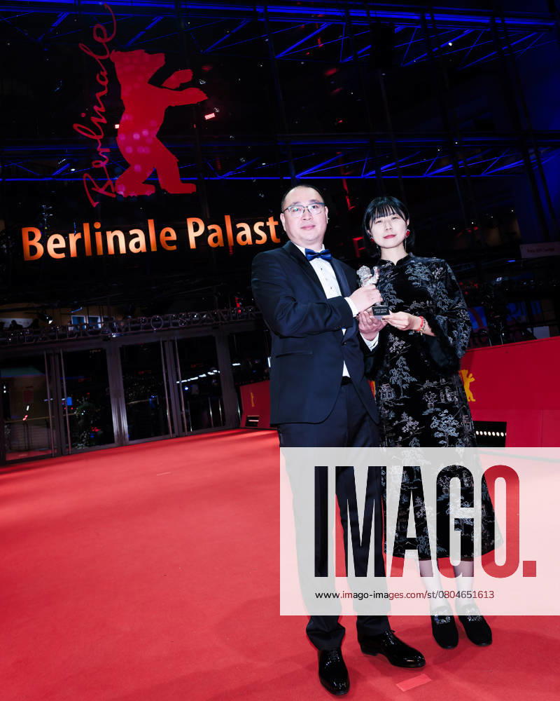 Winners Photocall after the Closing Ceremony , Berlinale Palast, Berlin, Germany Chinese Director Huo Meng and producer Zhang Fan, winner of the Silver Bear for Best Director for the film Living the Land poses on the red carpet during the Winners Photocall after the Closing Ceremony during Berlinale (Berlin Film Festival) at Berlinale Palast, Berlin, , Germany on 22 February 2025. Picture, Credit:Julie Edwards Avalon Germany, Potsdammer Platz, Berlin, Berlinale Palast