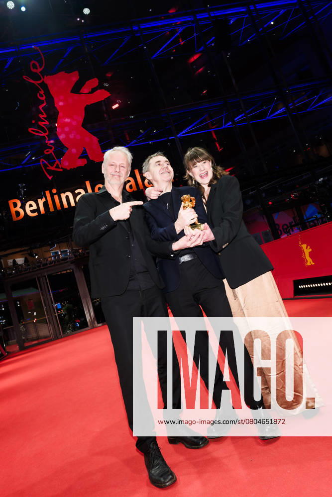 Winners Photocall after the Closing Ceremony , Berlinale Palast, Berlin, Germany Producer Hege Hauff Hvattumon, Dag Johan Haugerud and Yngve Saether , winner of the Golden Bear for Best Film for Dreams (Sex Love) poses on the red carpet during the Winners Photocall after the Closing Ceremony during Berlinale (Berlin Film Festival) at Berlinale Palast, Berlin, , Germany on 22 February 2025. Picture, Credit:Julie Edwards Avalon Germany, Potsdammer Platz, Berlin, Berlinale Palast