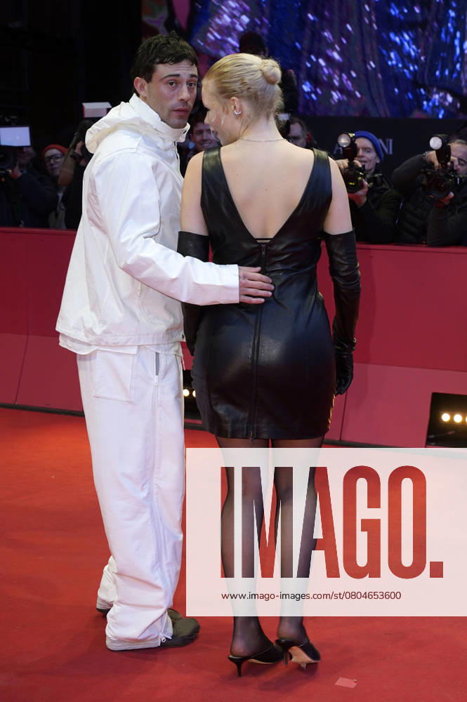 Aaron Altaras and Luisa Celine Gaffron at the Closing Ceremony with Award Ceremony at the Berlinale 2025 75 Berlin International Film Festival in the Berlinale Palast Berlin, 22 02 2025 Foto:xT.xBartillax xFuturexImagex closing_berlinale_5456