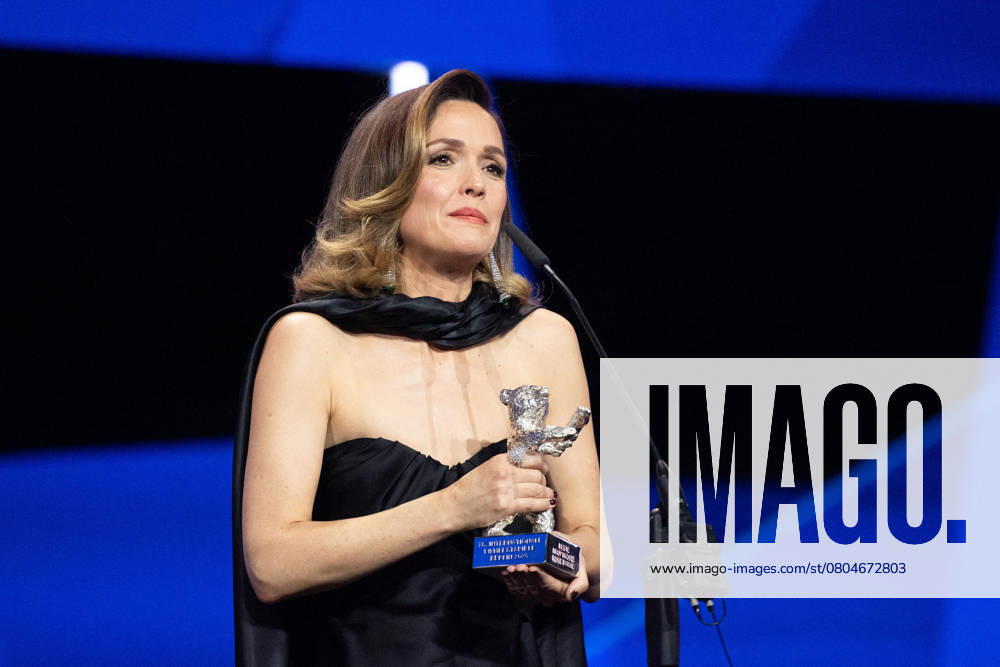 Berlinale Closing Ceremony Rose Byrne poses with the Best Leading Performance Award for If I Had Legs I’d Kick You during the Closing Ceremony for the 75th Berlin International Film Festival (Berlinale) in Berlin, Germany, on February 22, 2025. Photo by Aurore Marechal ABACAPRESS.COM Berlin Germany