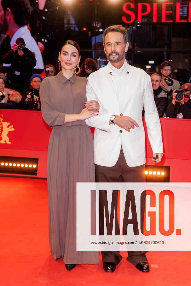 Berlinale Closing Gala Award Ceremony Melanie Fronckowiak and Rodrigo Santoro at the Closing Gala and Award Ceremony of the 75th Berlinale at the Berlinale Palast on 22 02 2025 in Berlin