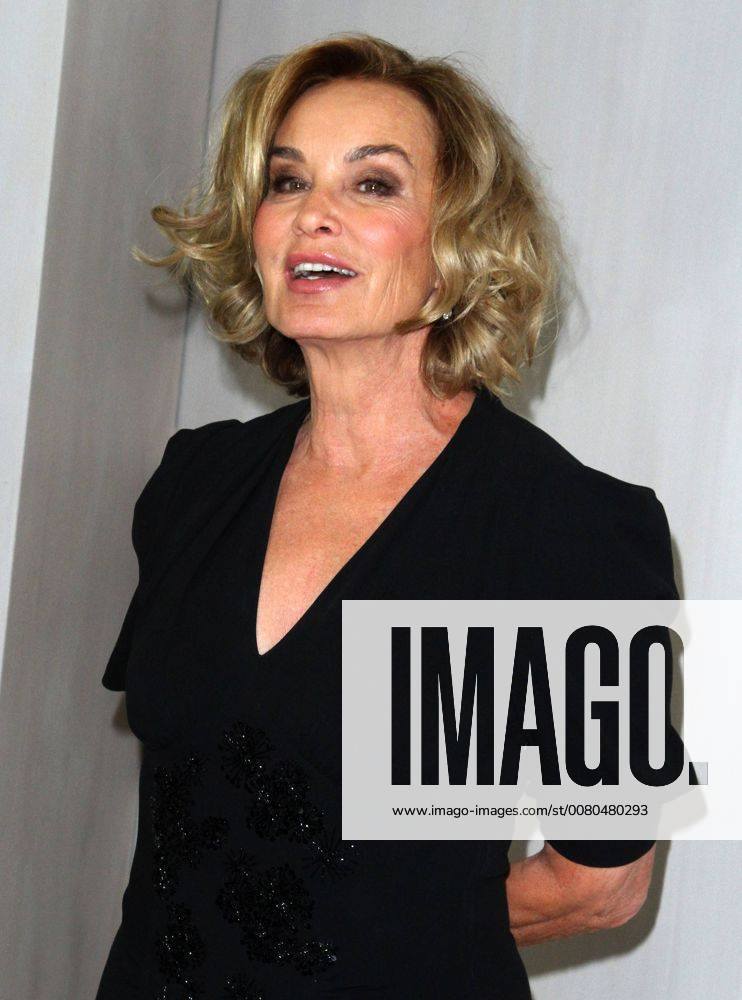 Los Angeles, CA, U.S. - 14 October 2017 - Los Angeles, California - Jessica Lange. Hammer Museum Gala in the Garden honoring Ava Duvernay held at the Hammer Museum in Los Angeles. Photo Credit: AdMedia Los Angeles U.S. - ZUMAa123 20171014_zaa_a123_058
