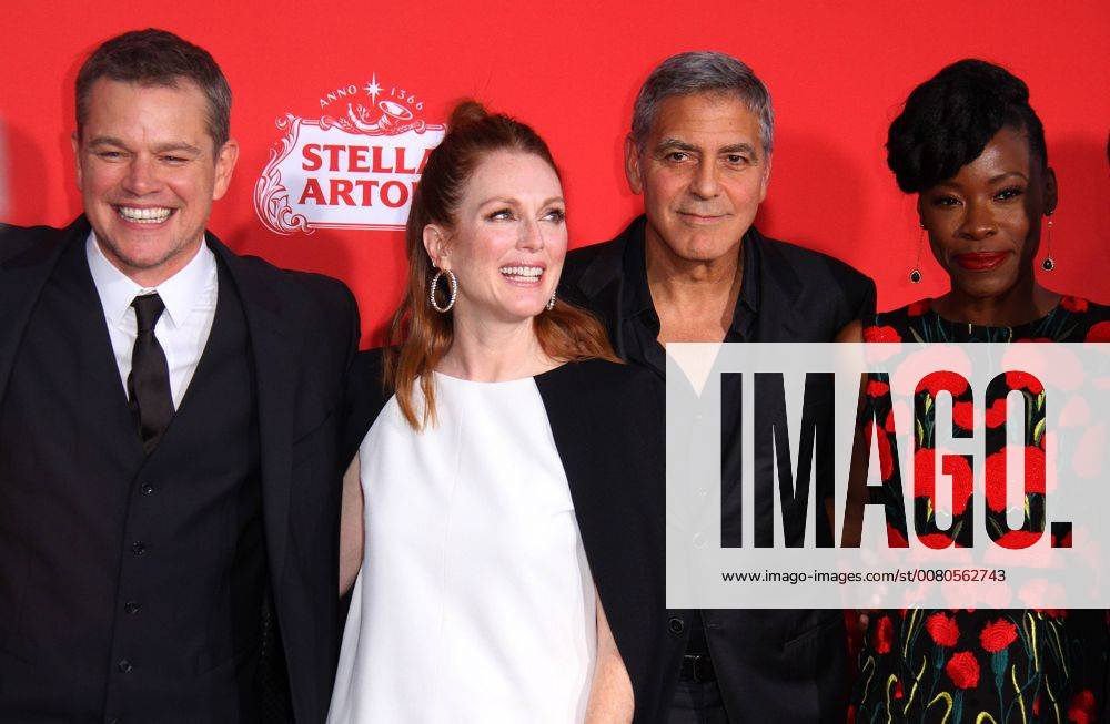 Los Angeles, CA, U.S. - 22 October 2017 - Los Angeles, California - Matt Damon, Julianne Moore, George Clooney and Karimah Westbrook. Ã¢â‚¬oeSuburbiconÃ¢â‚¬Â Premiere held at the Regency Village Theatre in Los Angeles. Photo Credit: AdMedia Los Angeles U.S. - ZUMAa123 20171022_zaa_a123_334