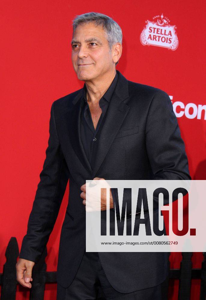 Premiere du film Suburbicon a Los Angeles. 22 October 2017 - Los Angeles, California - George Clooney. Suburbicon Premiere held at the Regency Village Theatre in Los Angeles. Photo Credit: AdMedia 221694 AdMedia Starface 2017-10-22 CA Los Angeles Etats-Unis