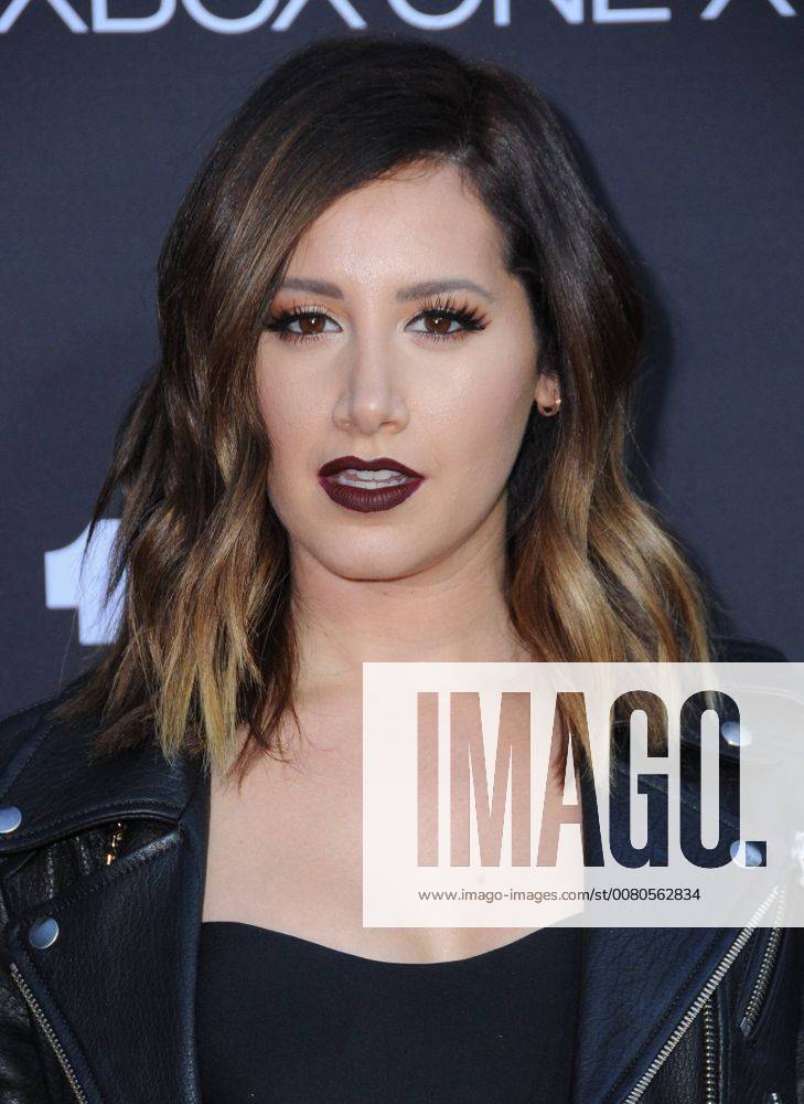 Los Angeles, CA, U.S. - 22 October 2017 - Los Angeles, California - Ashley Tisdale. AMC Celebrates the 100th Episode of The Walking Dead held at The Greek Theater in Los Angeles. Photo Credit: AdMedia Los Angeles U.S. - ZUMAa123 20171022_zaa_a123_360
