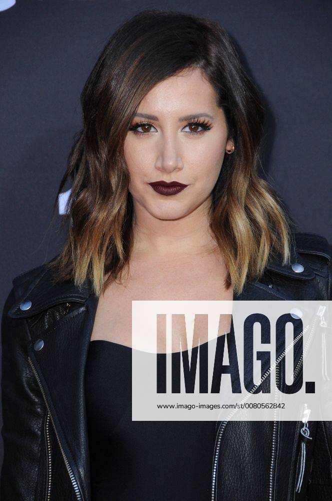 Los Angeles, CA, U.S. - 22 October 2017 - Los Angeles, California - Ashley Tisdale. AMC Celebrates the 100th Episode of The Walking Dead held at The Greek Theater in Los Angeles. Photo Credit: AdMedia Los Angeles U.S. - ZUMAa123 20171022_zaa_a123_368