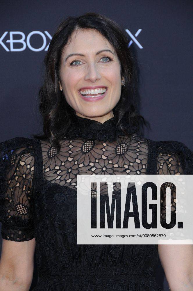 Los Angeles, CA, U.S. - 22 October 2017 - Los Angeles, California - Lisa Edelstein. AMC Celebrates the 100th Episode of The Walking Dead held at The Greek Theater in Los Angeles. Photo Credit: AdMedia Los Angeles U.S. - ZUMAa123 20171022_zaa_a123_386