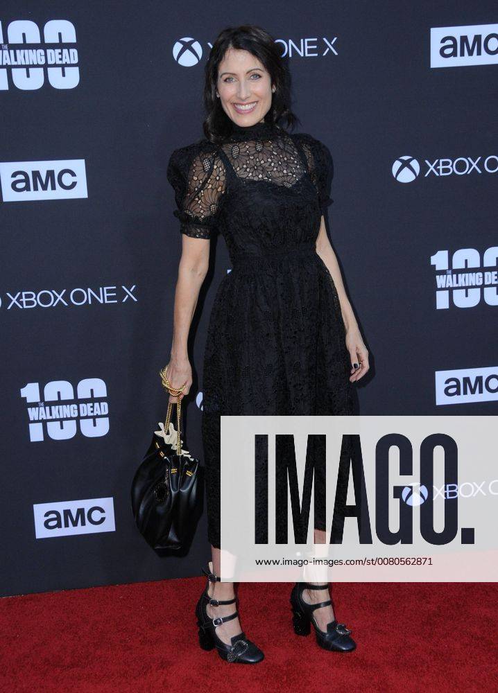 Los Angeles, CA, U.S. - 22 October 2017 - Los Angeles, California - Lisa Edelstein. AMC Celebrates the 100th Episode of The Walking Dead held at The Greek Theater in Los Angeles. Photo Credit: AdMedia Los Angeles U.S. - ZUMAa123 20171022_zaa_a123_387