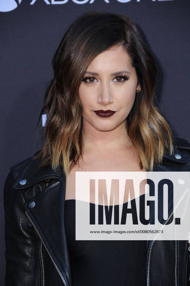 Los Angeles, CA, U.S. - 22 October 2017 - Los Angeles, California - Ashley Tisdale. AMC Celebrates the 100th Episode of The Walking Dead held at The Greek Theater in Los Angeles. Photo Credit: AdMedia Los Angeles U.S. - ZUMAa123 20171022_zaa_a123_389
