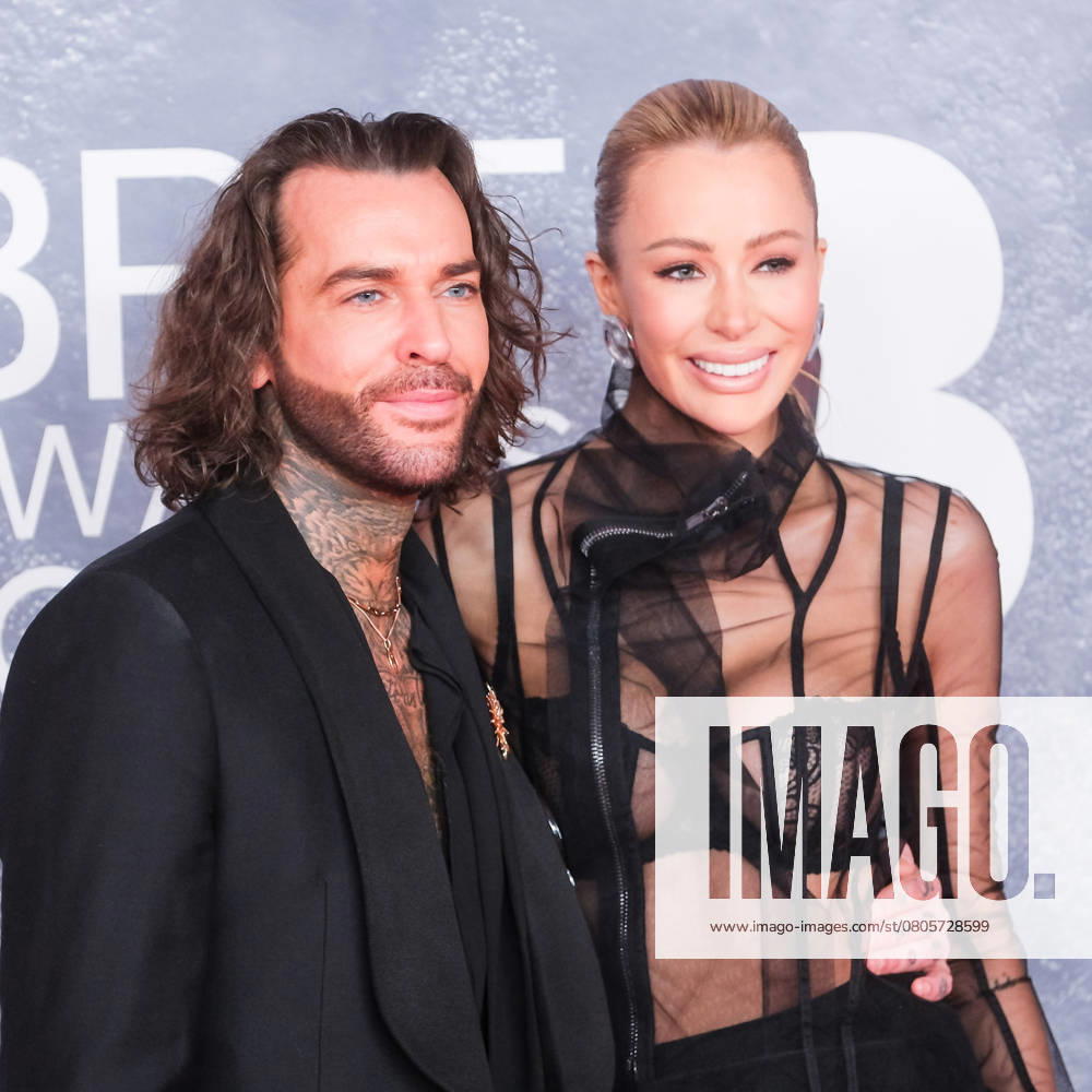 The BRIT Awards, 2025 Red Carpet Arrivals on Saturday 1 March 2025 Pete Wicks and Olivia Attwood at the The BRIT Awards, 2025 Red Carpet Arrivals on Saturday 1 March 2025 at Intercontinental Hotel O2, London. . , Credit:Julie Edwards Avalon UK, Greenwich, London, Intercontinental Hotel O2