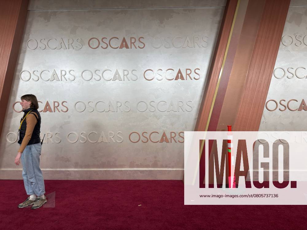 Preparations on the Red Carpet are being finalized on Saturday March 1, 2025 at the Dolby Theater in Los Angeles, California for the upcoming 97th Academy Awards. Los Angeles USA - ZUMAm30_ 20250301_shc_m30_739