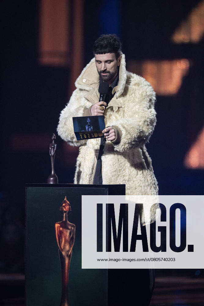 Sergio Lorenzo Serge Pizzorno of Kasabian presenting an award at the 2025 BRIT awards ceremony, O2 Arena, London, on 1 March 2025 Sergio Lorenzo Serge Pizzorno of Kasabian presenting an award at the 2025 BRIT awards ceremony, O2 Arena, London, on 1 March 2025, Credit:Dafydd Owen Avalon The O2, Greater London, London