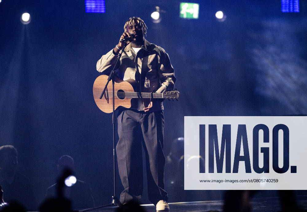 Myles Smith performing live at the 2025 BRIT awards ceremony, O2 Arena, London, on 1 March 2025 Myles Smith performing live at the 2025 BRIT awards ceremony, O2 Arena, London, on 1 March 2025 Myles Smith is a British singer and songwriter from Luton. He is best known for his ˜24 singles Stargazing and Nice to Meet You . Smith began posting on TikTok and in the fall of ˜22, a clip posted caught the attention of his future manager. To date hes released two EPs. Hes the winner of this years Rising Star BRIT Award., Credit:Dafydd Owen Avalon The O2, Greater London, London