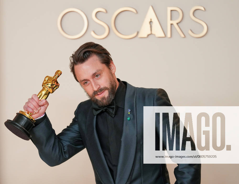 Kieran Culkin of A Real Pain celebrates backstage after winning the Oscar for best performance by an actor in a supporting role during the 97th Academy Awards in the Hollywood section of Los Angeles on Sunday, March 2, 2025. LAP20250302101 PATxBENIC