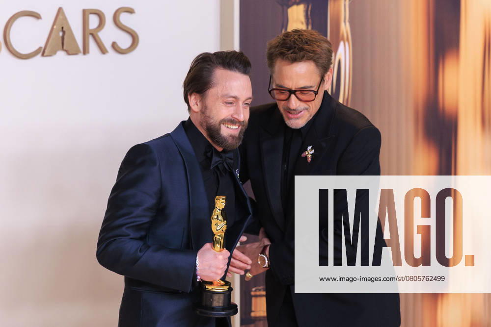 (L) Kieran Culkin, winner of the Best Actor in a Supporting Role award for A Real Pain,Ã¢â‚¬Â and Robert Downey Jr. pose in the press room of the 97th Annual Academy Awards on Sunday March 2, 2025 at the Dolby Theater in Hollywood, California. BURT HARRIS BNS PI Hollywood USA - ZUMAp124 20250302_zaa_p124_313