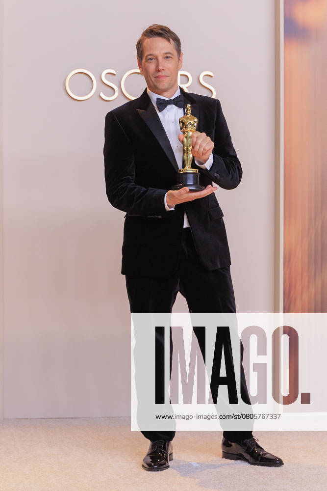 Sean Baker, winner of the Best Film Editing for Ã¢â‚¬oeAnoraÃ¢â‚¬Â, poses in the press room of the 97th Annual Academy Awards on Sunday March 2, 2025 at the Dolby Theater in Hollywood, California. BURT HARRIS BNS PI Hollywood USA - ZUMAp124 20250302_zaa_p124_458