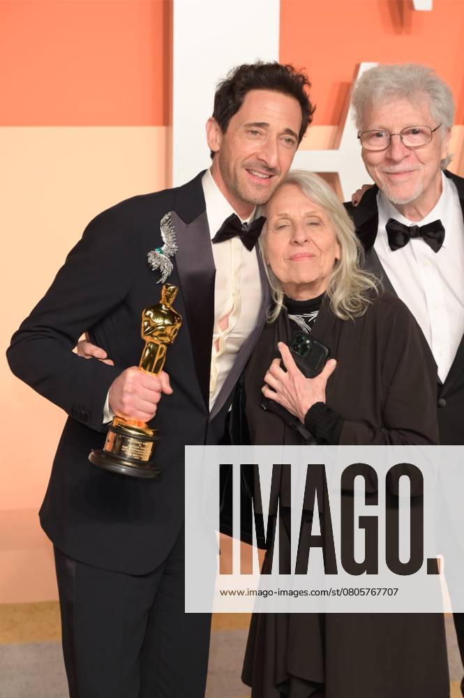 Vanity Fair Oscar Party 2025 - Los Angeles, USA Los Angeles, CA. 02MAR2025: Adrien Brody, Sylvia Plachy & Elliot Brody at the Vanity Fair Oscar Party. Los Angeles CA USA