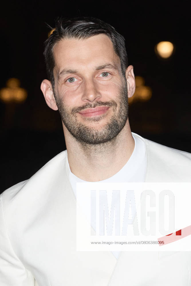 Arrivals at the Grand Dîner du Louvre in Paris in conjunction with ready to wear fashion week autumn winter 2025 2026 Simon Porte Jacquemus at the Grand Dîner du Louvre in Paris in conjunction with ready to wear fashion week autumn winter 2025 2026 on 4 March 2025 Cyril Moreau Bestimage Grand Dîner du Louvre in Paris in conjunction with ready to wear fashion week autumn winter 2025 2026 on 4 March 2025 Paris France