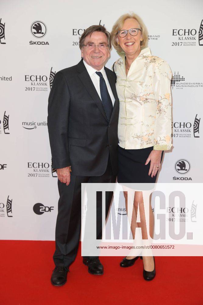 Hamburg Elmar and Anita Wepper Echo Classical 2017 award Ceremony in the Elbphilharmonie in Hamburg at 29 10 2017