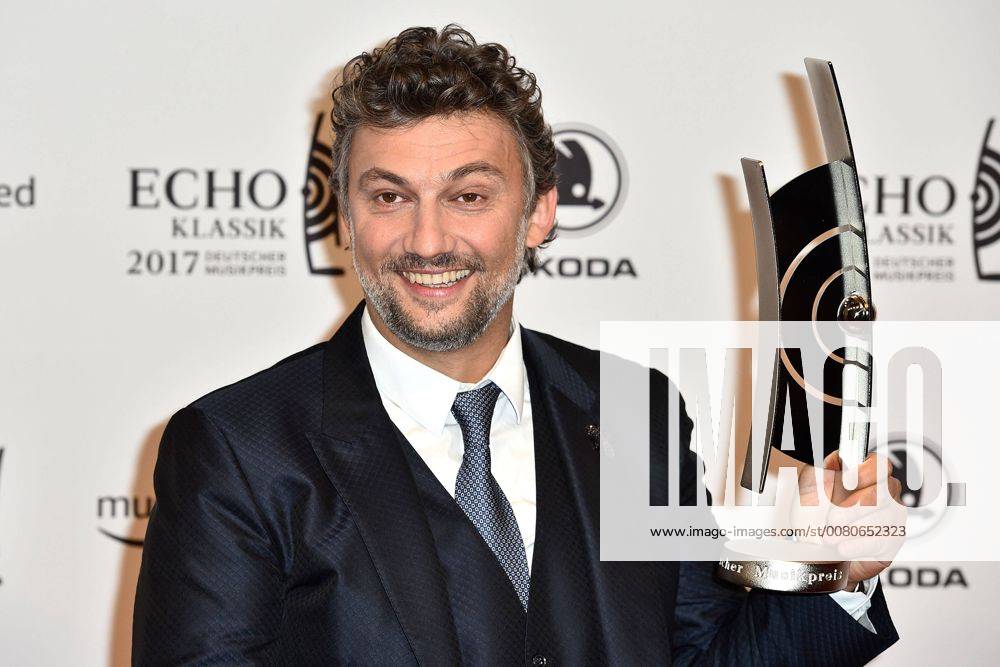 Prize winners Jonas Kaufmann at the award Ceremony of Echo Classical at 29 10 2017 in Hamburg Echo Classical 2017 in Hamburg Preistraeger photo call