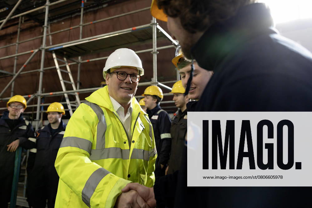 Prime Minister Keir Starmer visits Cammell Laird 06 03 2025. Birkenhead, United Kingdom. Prime Minister Keir Starmer meets apprentices while visiting Cammell Laird., Credit:Lauren Hurley Avalon United Kingdom, Birkenhead, Birkenhead, 10 Downing Street