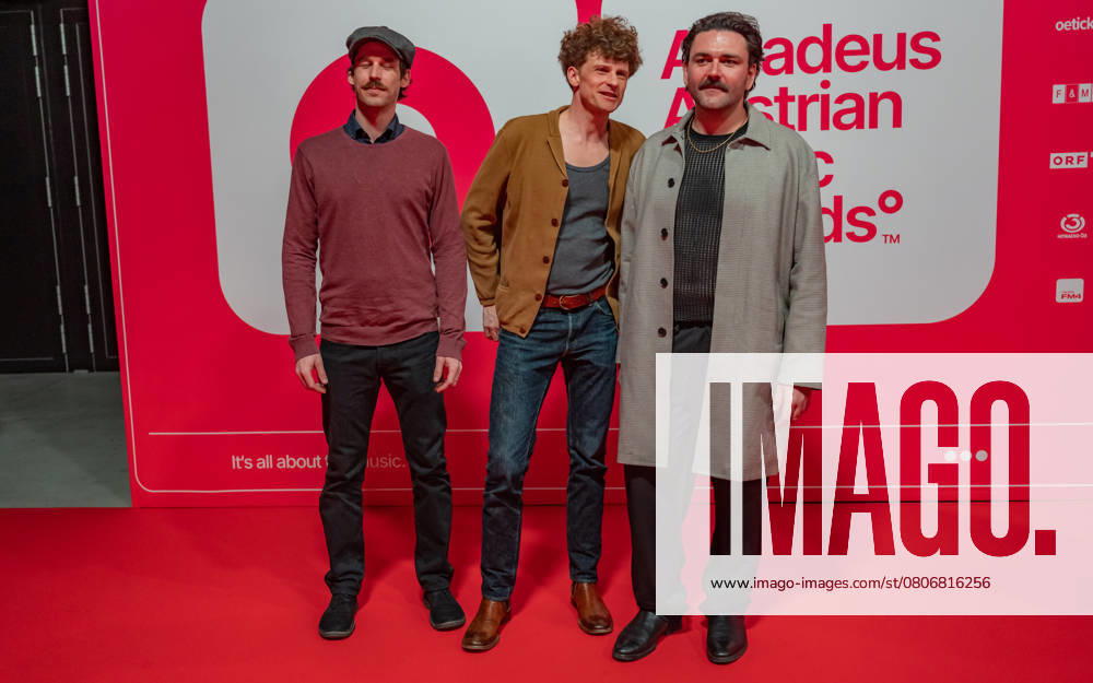 20250307 Red Carpet Verleihung 25. Amadeus Austrian Music Awards WIEN, OESTERREICH - 07. MAERZ: Mundart-Musikgruppe Granada bei ihrer Ankunft am Redcarpet anlaesslich der Verleihung des 25. Amadeus Austria Music Awards 2025 in der MARX Halle am 07. Maerz 20253 in Wien, Oesterreich. 250307_SEPA_17_061