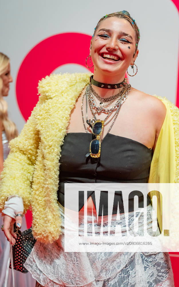 20250307 Red Carpet Verleihung 25. Amadeus Austrian Music Awards WIEN, OESTERREICH - 07. MAERZ: Redcarpet anlaesslich der Verleihung des 25. Amadeus Austria Music Awards 2025 in der MARX Halle am 07. Maerz 20253 in Wien, Oesterreich. 250307_SEPA_17_071