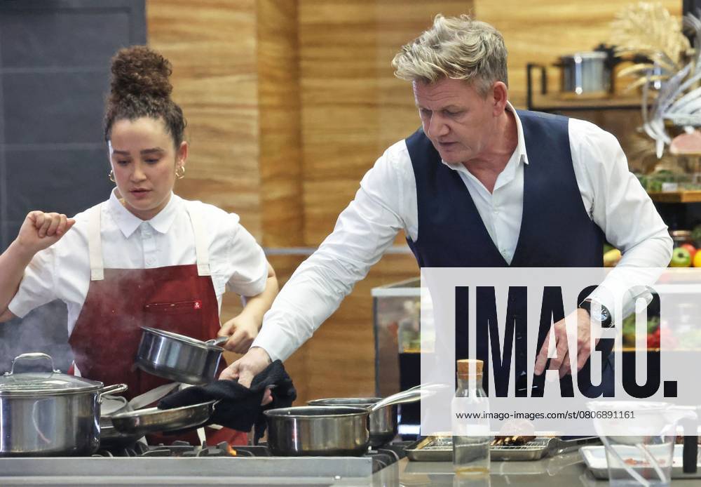 NEXT LEVEL CHEF, from left: contestant Christina Miros, host Gordon Ramsay, The Final Level , (Season 3, ep. 316, aired May 9, 2024). photo: Lorraine O Sullivan Fox Courtesy Everett CollectionTCDNELE FE038 PUBLICATIONXNOTxINxCANxCHNxFRAxITAxJPNxNORxPOLxRUSxESPxUKxUSA