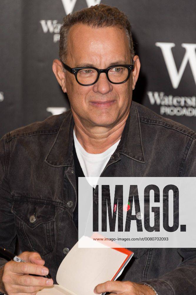 London, London, UK - London, UK. Academy Award winning American actor TOM HANKSÃ‚ signs copies of his first book, Uncommon Type: Some Stories, a collection of 17 short stories focusing around the theme of typewriters at Waterstone s Piccadilly. London UK - ZUMAl94_ 20171102_zaf_l94_036