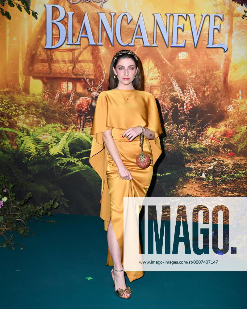 Milan, Photocall for the premiere of the Disney film Snow White Milan, Photocall for the premiere of the Disney film Snow White In the photo: Eleonora Segaluscio in Aerenica dress, Romantica bag, Loriblu shoes and Pandora necklace Milan
