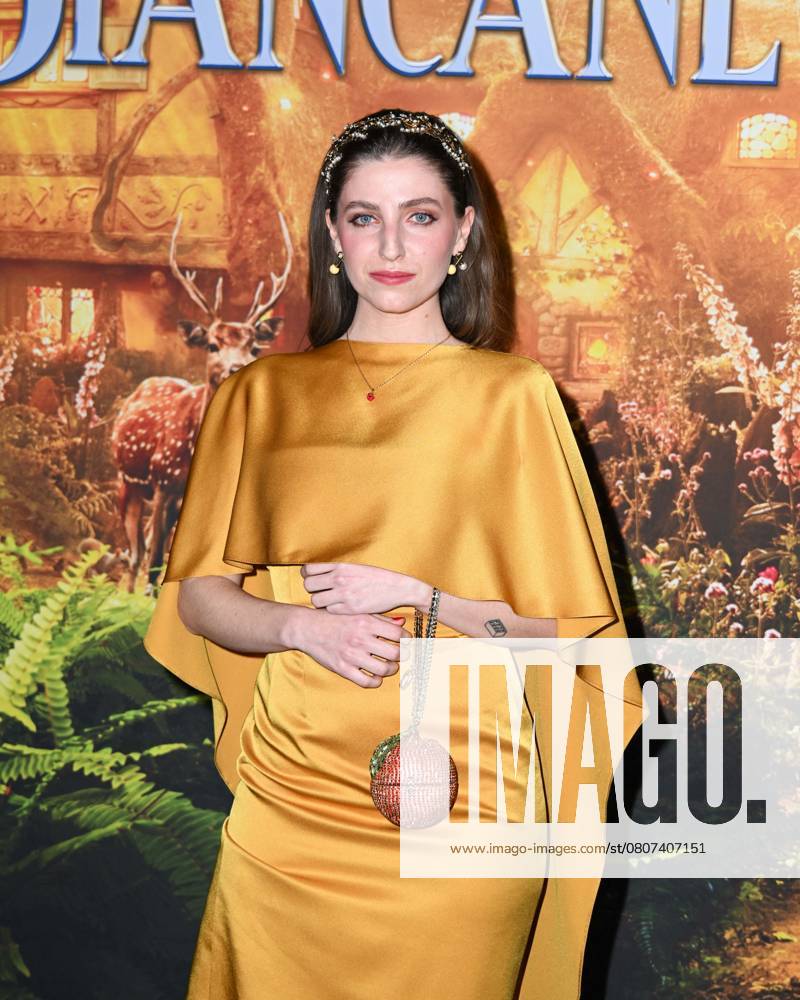 Milan, Photocall for the premiere of the Disney film Snow White Milan, Photocall for the premiere of the Disney film Snow White In the photo: Eleonora Segaluscio in Aerenica dress, Romantica bag, Loriblu shoes and Pandora necklace Milan