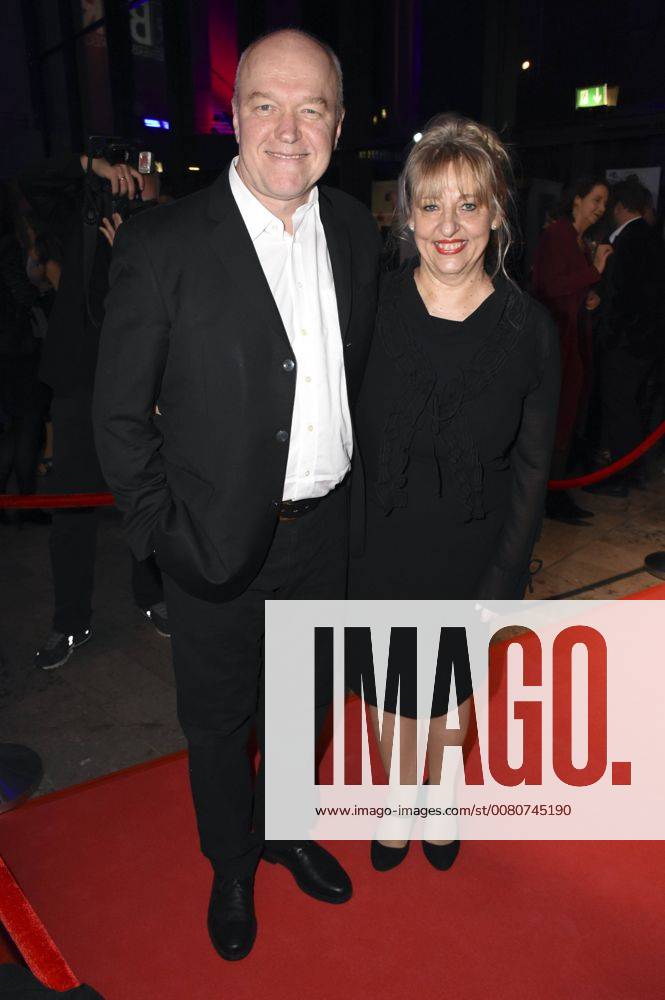 Heinz Joseph Brown with Wife Johanna Bittenbinder at the award Ceremony the 7 German Directed by price in the HFF Munich Munich 05 11 2017 Foto:xP.xSchönbergerx xFuturexImage
