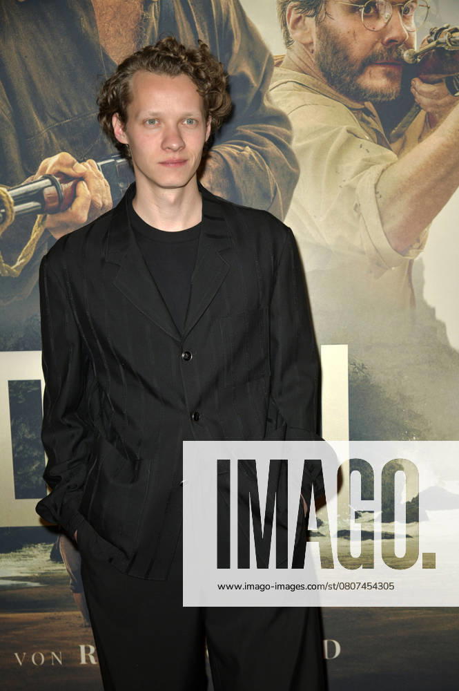 Felix Kammerer at the special screening of the movie Eden in the Astor Film Lounge Berlin, 20 03 2025 Foto:xM.xBehrensx xFuturexImagex eden_5376