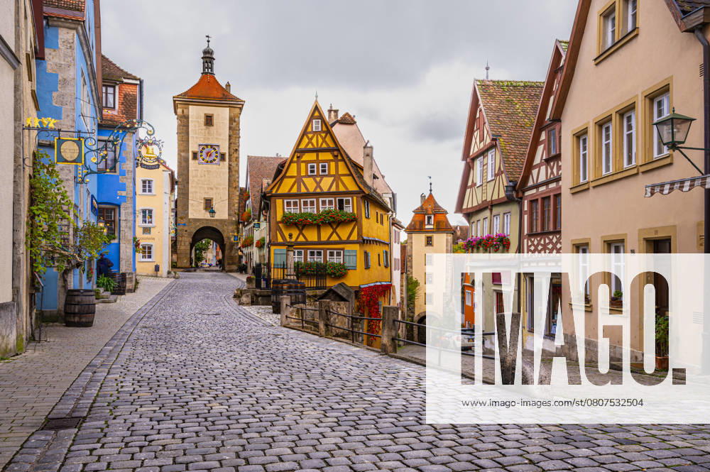 Picturesque view of Plönlein in Rothenburg ob der Tauber, Bavaria, Germany, MHF00829