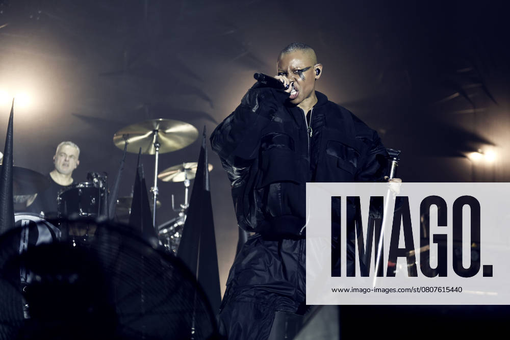 Singer Deborah Anne Dyer aka Skin Skunk Anansie at a concert in the Palladium in Cologne Singer Deborah Anne Dyer aka Skin Skunk Anansie at a concert in the Palladium in Cologne snapshot photography D Vorndran