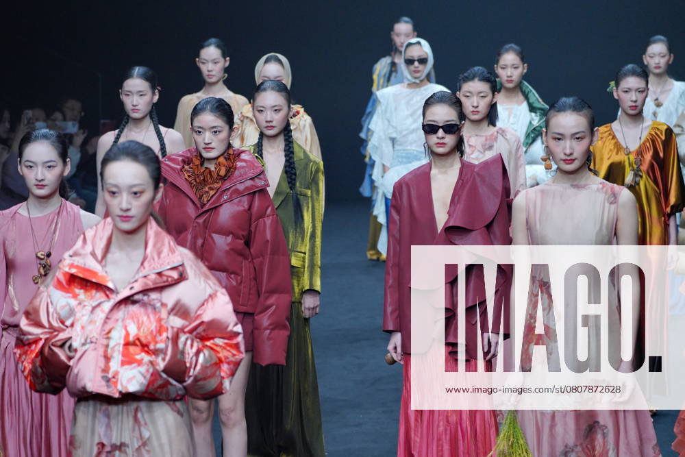 Models walk the runway at the WELAND Collection show by designer Mao Mengyi on day 8 of China Fashion Week A W2025 at 798Â·751 PARK on March 27, 2025 in Beijing, China.