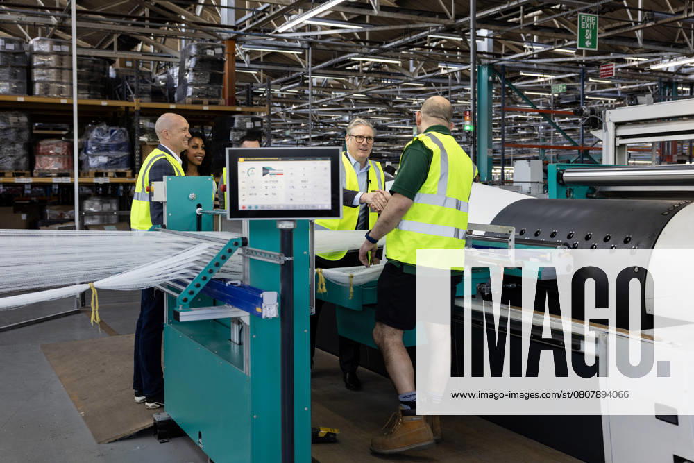Prime Minister Keir Starmer visits Camira Fabrics 28 03 2025. Mirfield , United Kingdom. Prime Minister Keir Starmer visits Camira Fabrics following an announcement to deliver rail investment in the North., Credit:Lauren Hurley Avalon United Kingdom, West Yorkshire, Mirfield, 10 Downing Street