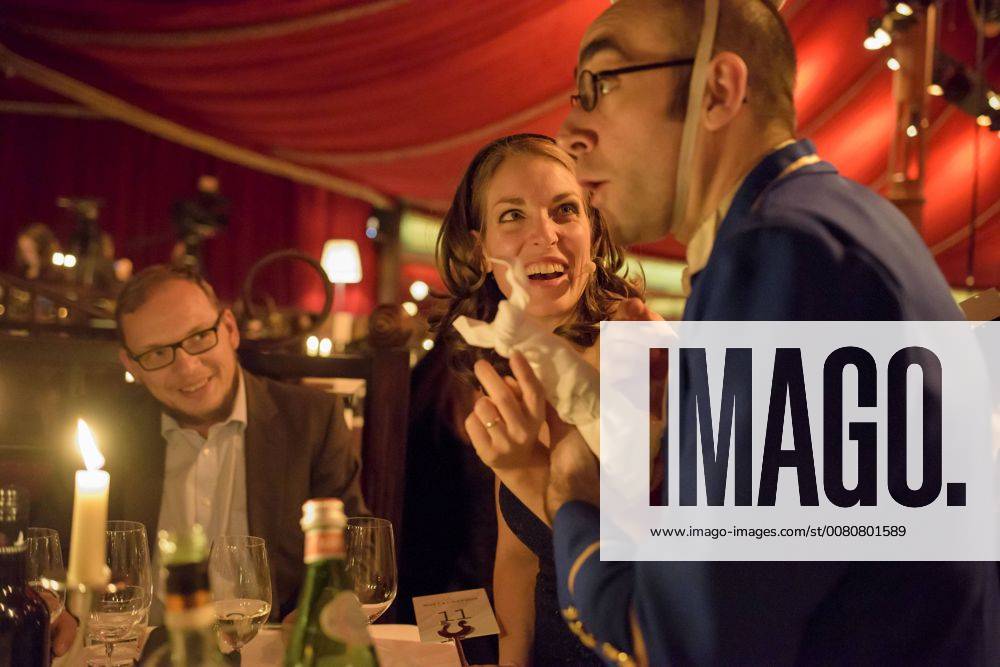 Palazzo Premiere in Stuttgart the Dinner Show Palazzo is with the New Program Curiosities in the 14 Season Thomas