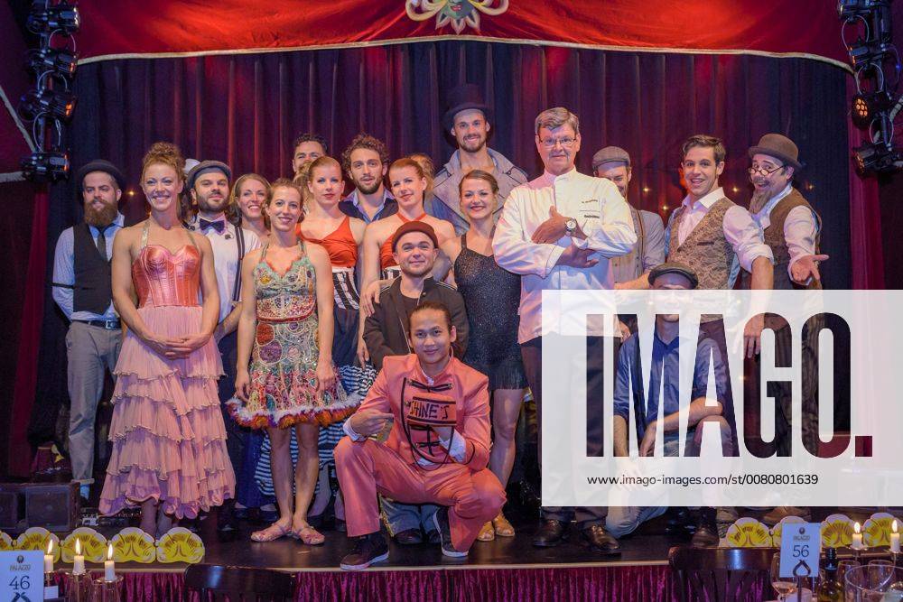 Palazzo Premiere in Stuttgart the Dinner Show Palazzo is with the New Program Curiosities in the 14 Season