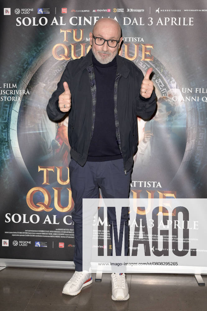 Maurizio Battista at the premiere of the movie Tu quoque in Space Cinema Moderno Rome, 31 03 2025 Foto:xA.xM.xTinghinox xFuturexImagex quoque_5303