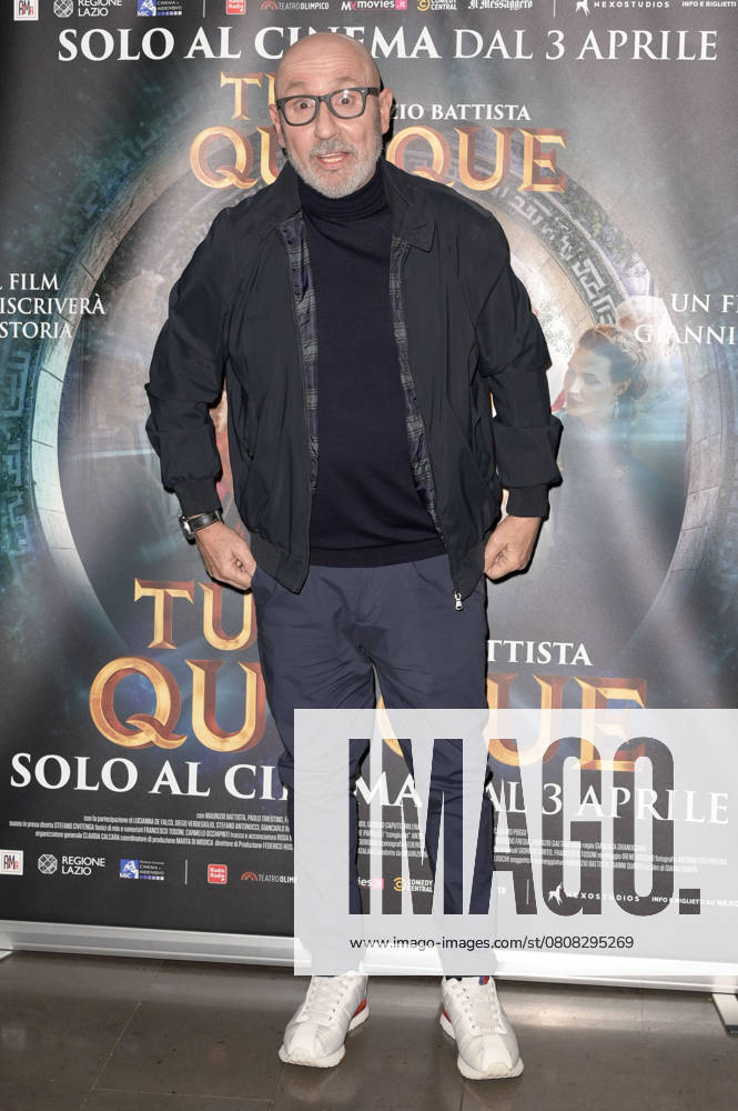 Maurizio Battista at the premiere of the movie Tu quoque in Space Cinema Moderno Rome, 31 03 2025 Foto:xA.xM.xTinghinox xFuturexImagex quoque_5306