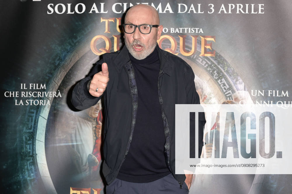 Maurizio Battista at the premiere of the movie Tu quoque in Space Cinema Moderno Rome, 31 03 2025 Foto:xA.xM.xTinghinox xFuturexImagex quoque_5310