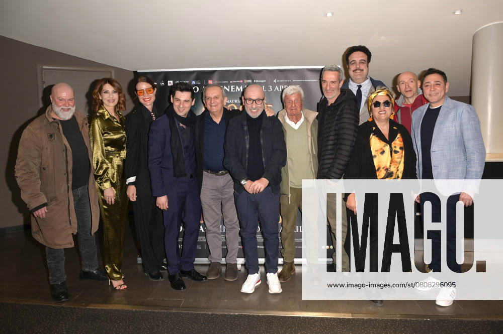 Director Gianni Quinto with cast and crew at the premiere of the feature film Tu quoque in Space Cinema Moderno Rome, 31 03 2025 Foto:xA.xM.xTinghinox xFuturexImagex quoque_5363